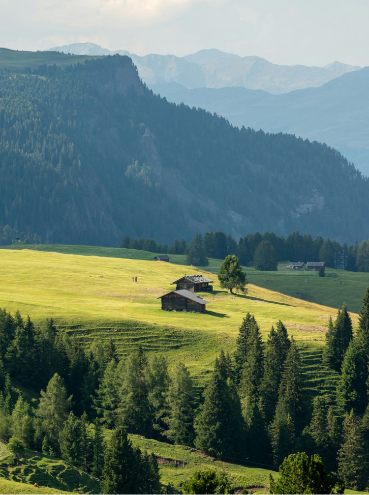mountain-tour-about-3